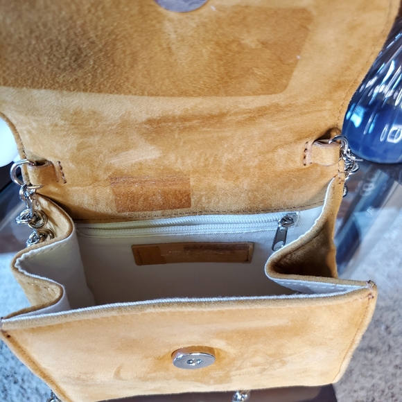 Little Liffner Chain Tiny Box - Picture 12 of 13